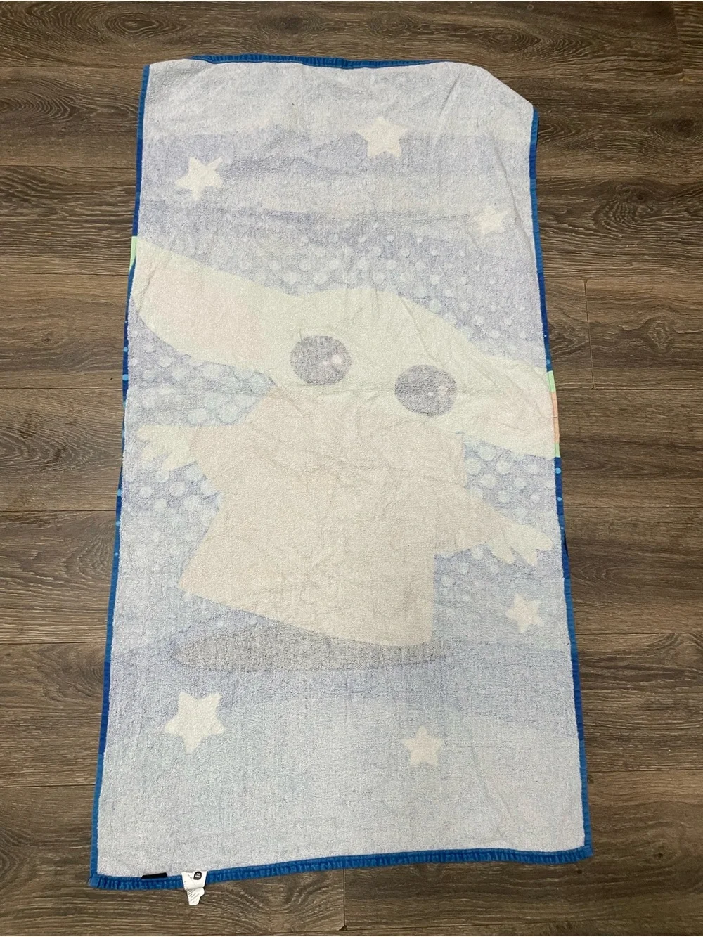 Grogu (Baby Yoda) Plush Beach Towel - Blue & Green Star Wars Mandalorian